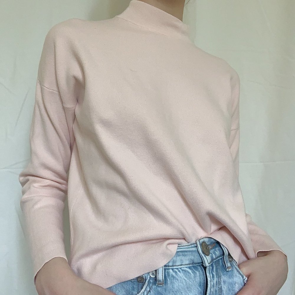 💕H&M Pink Turtleneck💕